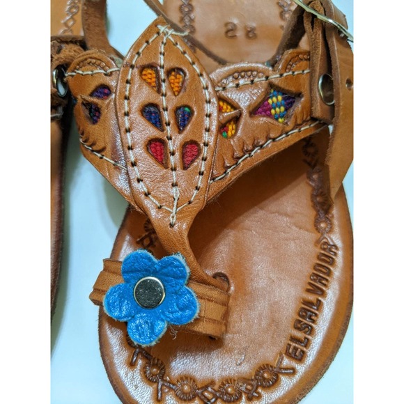 Sz 28 Handmade El Salvador TOOLED Embossed Leather Girls Floral Flower Sandals - Picture 2 of 7